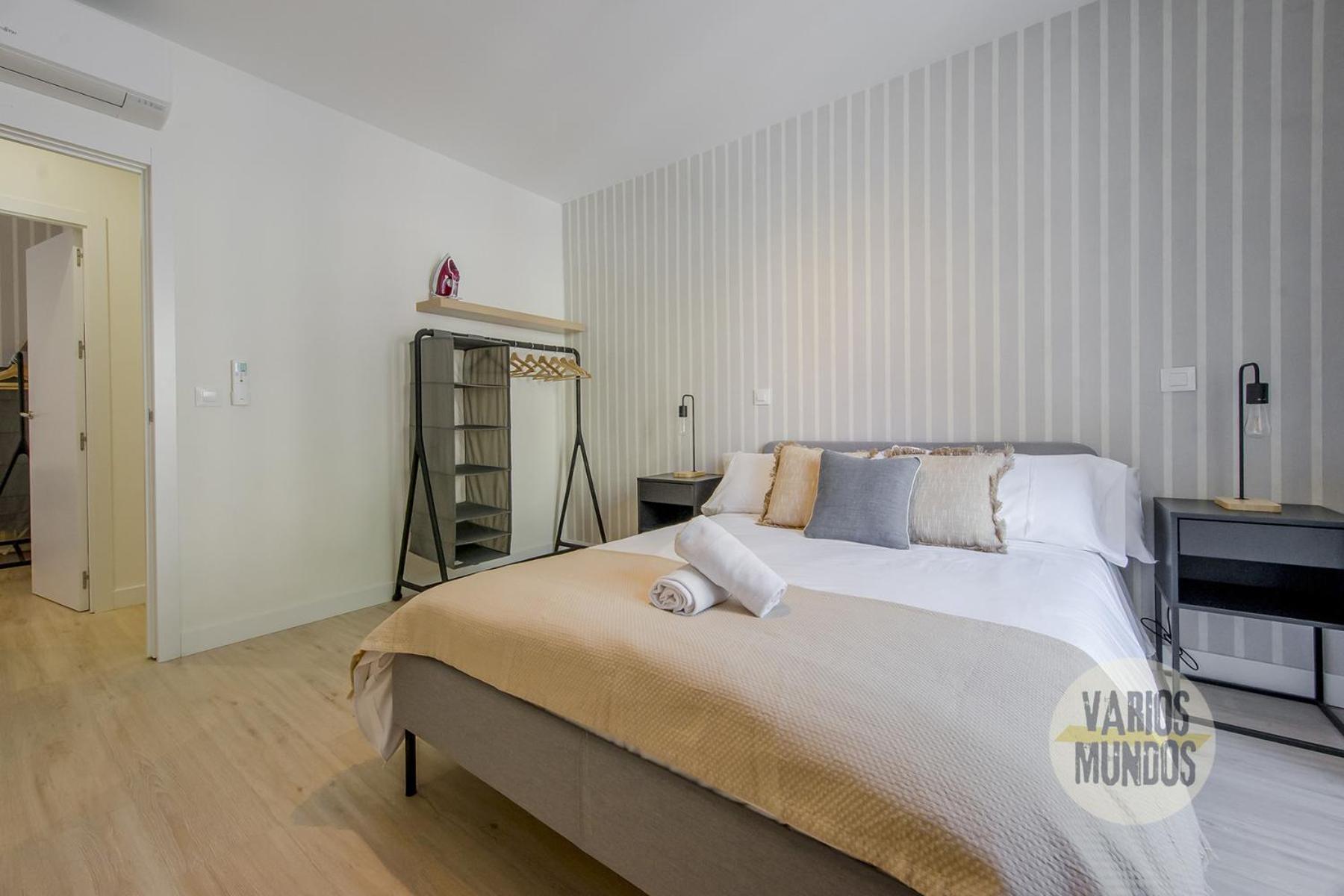 Spacious New Aparment Para 8Pax En La Plaza De Tirso E1 Madrid Exterior photo